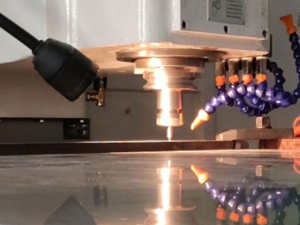 解絕緣夾邊條采用什么材質(zhì)的？